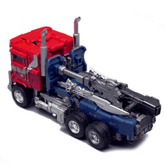 WAIKYTOY handheld action promotes dexterity and creativity.