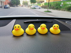 WAMSOLE squeeze to squeak duck toy offers interactive play.