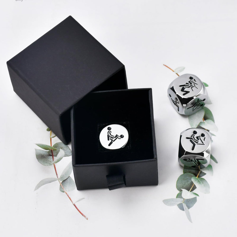 Wareon dice showing six engraved food options