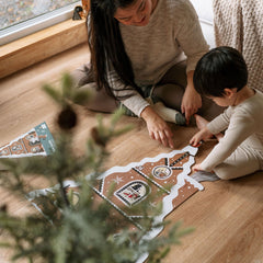 Wee Gallery durable board and non-toxic inks support worry-free play.