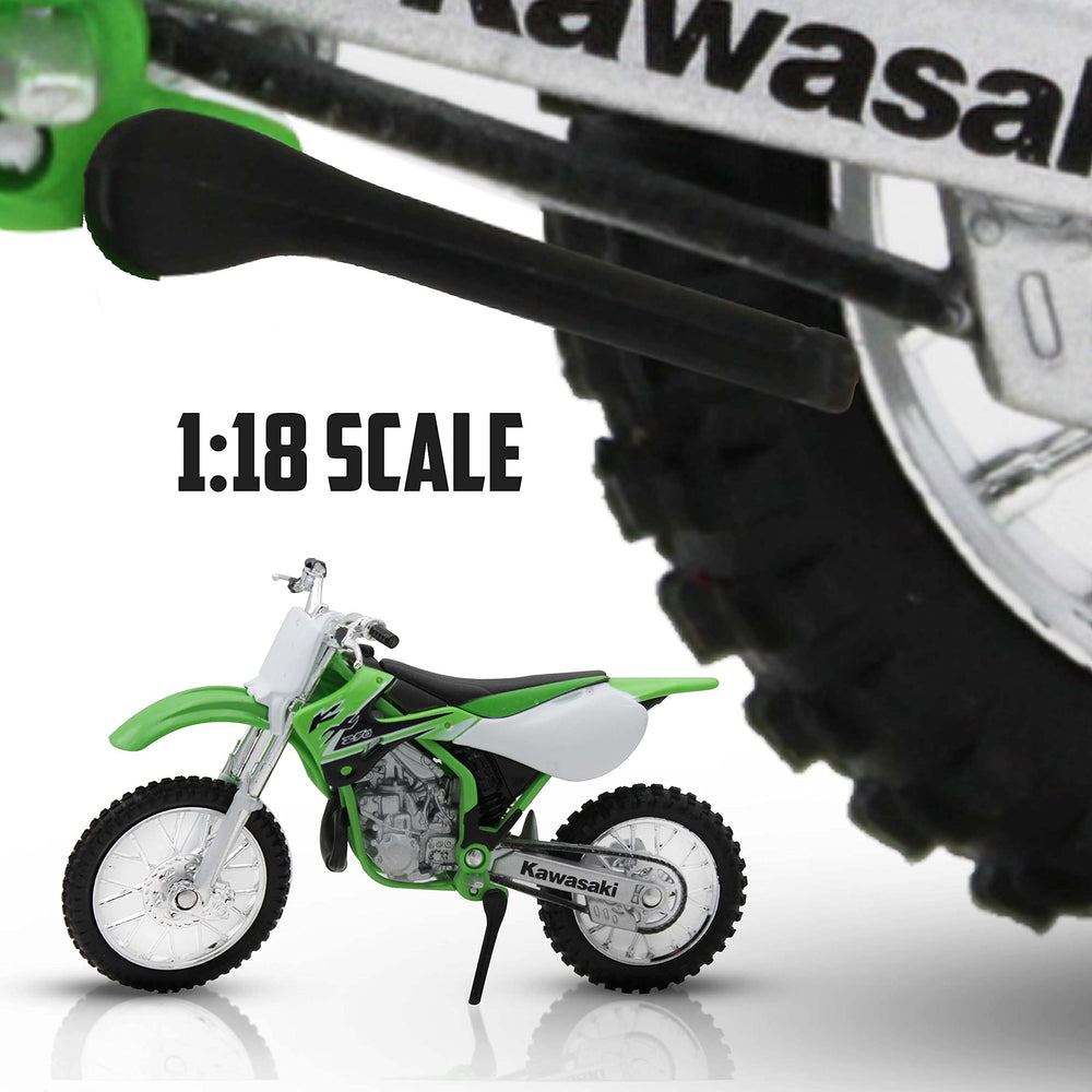 Welly die-cast Suzuki with adjustable handlebars and front wheel for setup options.