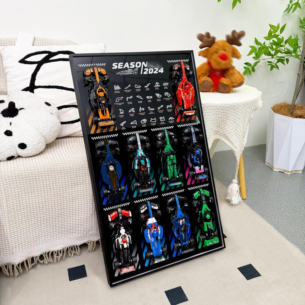 WETCEAOM 80x50 cm wallboard fits compact spaces while showcasing models