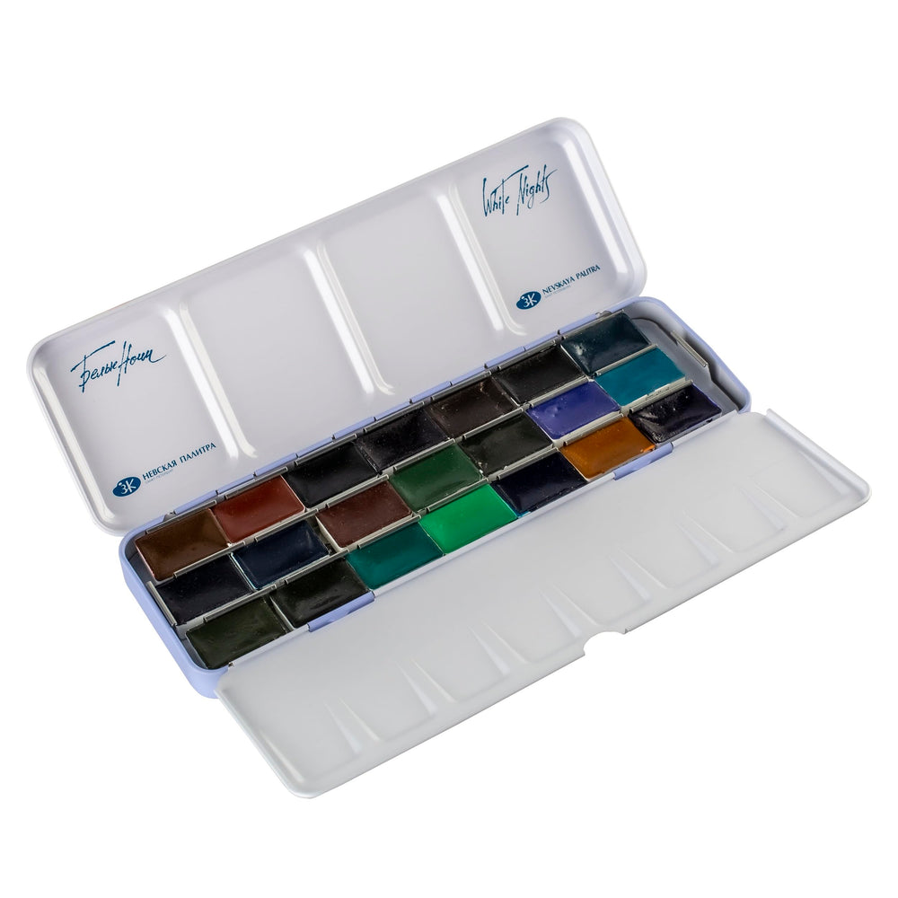 Easy reactivation of White Nights watercolors with water for smooth flow