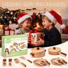 WHOHOLL wooden frying pan and spatula ideal for imaginative meals and fine motor practice.