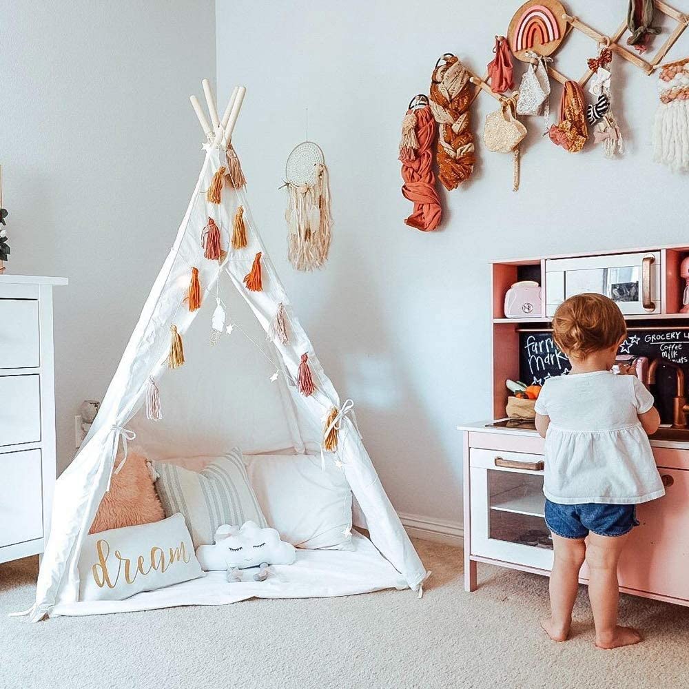 Wilhunter star lights ambiance enhances quiet play sessions inside the teepee.