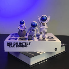 WINUSD astronaut keychain adds portable space charm to keys and bags
