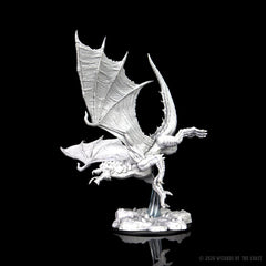 WizKids Nolzur's Young Green Dragon, translucent wings add dramatic tabletop depth.
