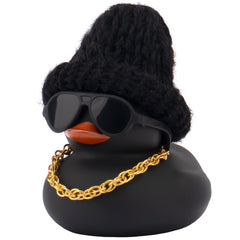 Wonuu car dashboard duck with knitted hat brightens the ride