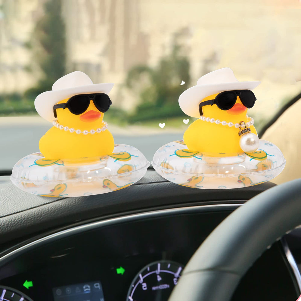 Wonuu car rubber duck package content includes all accessories for quick setup.