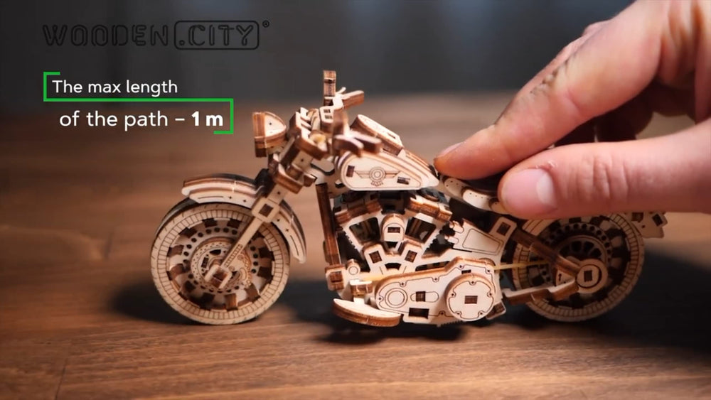 WOODEN.CITY Cruiser V-Twin puzzle movable pistons demonstrating interactive mechanisms.