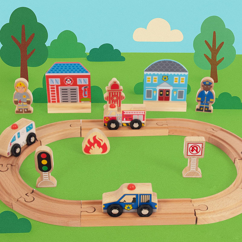 WOODENFUN expandable track layout enables creative railway setups for open-ended play