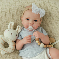 WOOROY Gift-ready doll set in an attractive box for birthdays and holidays.