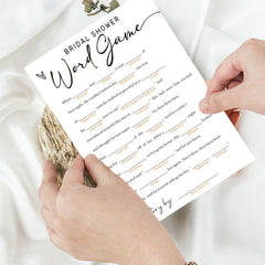 Wybgno wedding party fun setup, adds memorable moments to receptions.