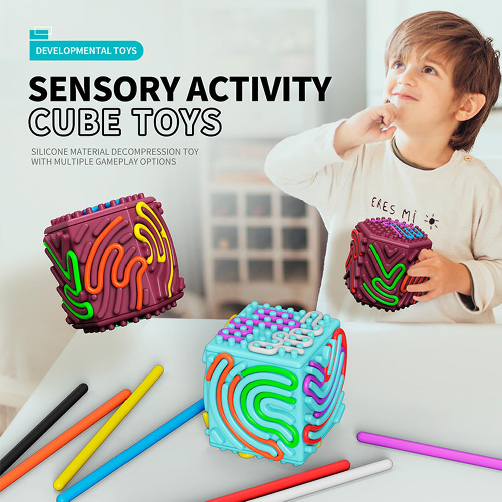 Xesakesi 3D cognitive-design cube enhances spatial imagination and fine motor skills.