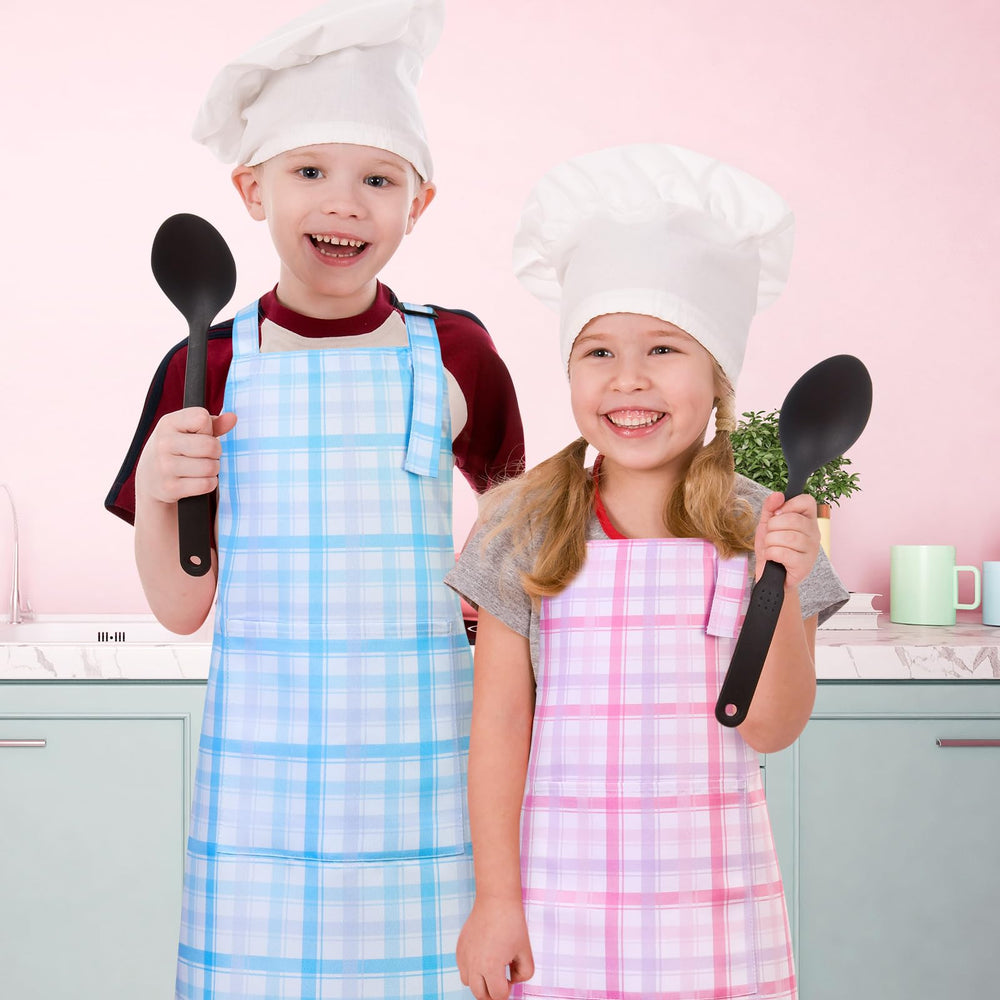 XLSXEXCL gardening protection toddler apron guards outfits during outdoor activities.