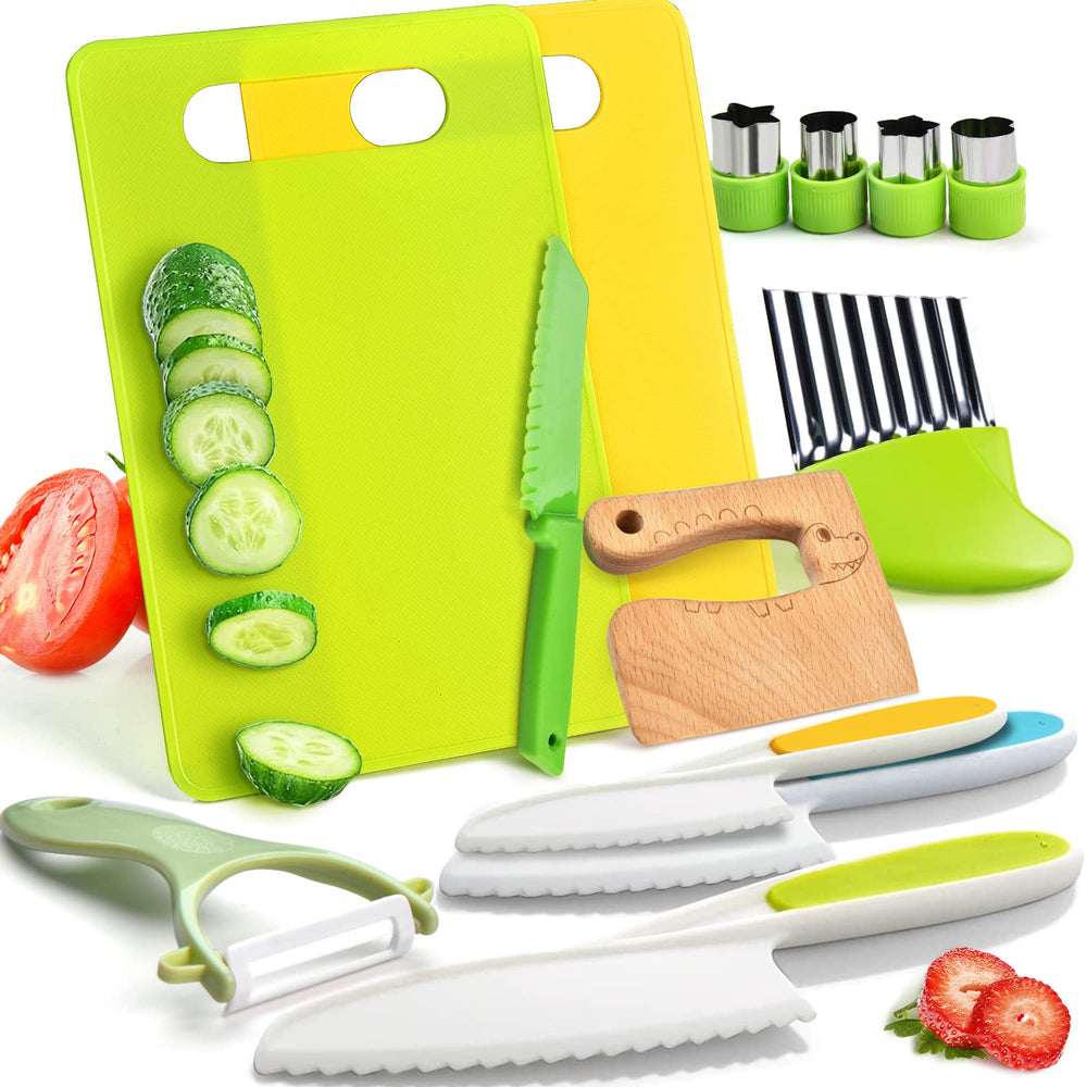 Yeeammk wooden kids knife with crocodile pattern for safe, kid-friendly cooking.