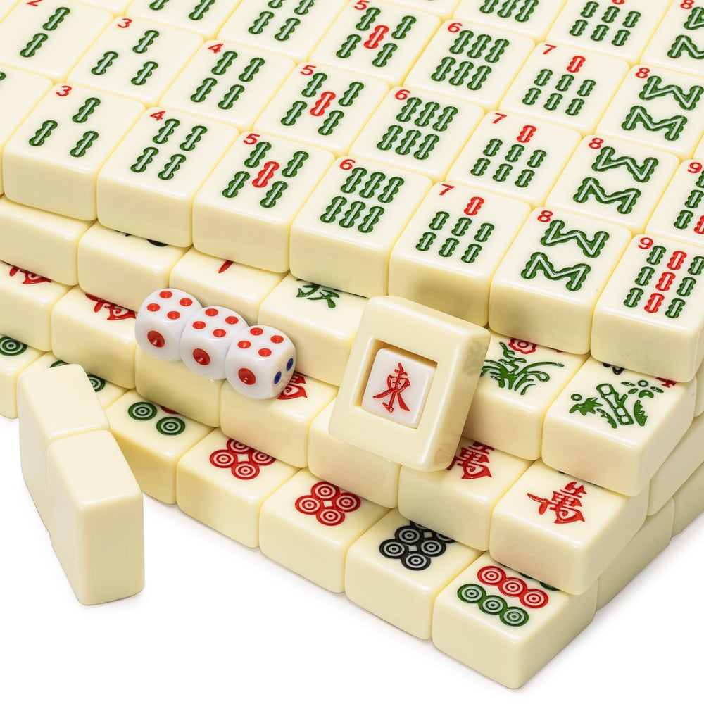 Dice set included for convenient rolling before and during rounds.