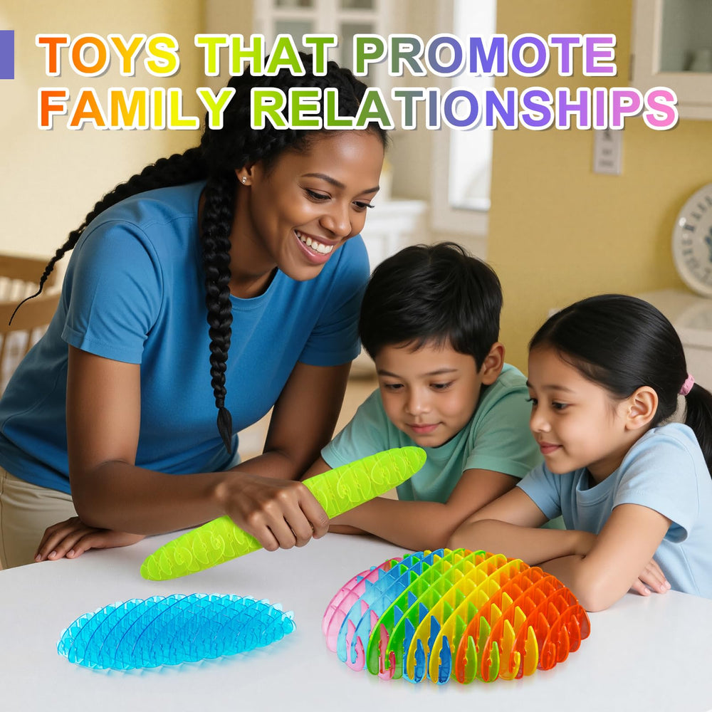 Yisryerow Fidget Worm Green: opens, closes, and stretches for versatile play.