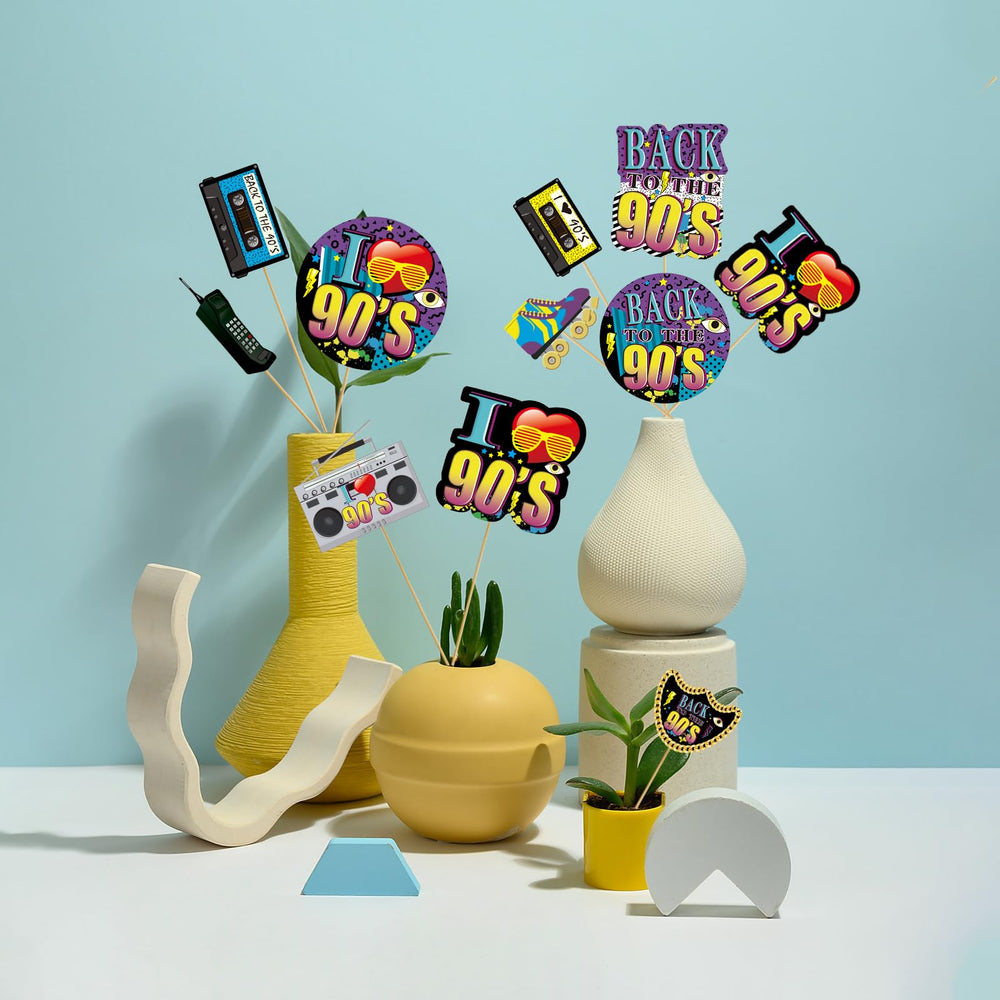 Yoaokiy 90s party set enhances retro birthday ambiance.