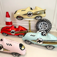 YOIOZAIZAI self-standing race car balloon for playful party setup.