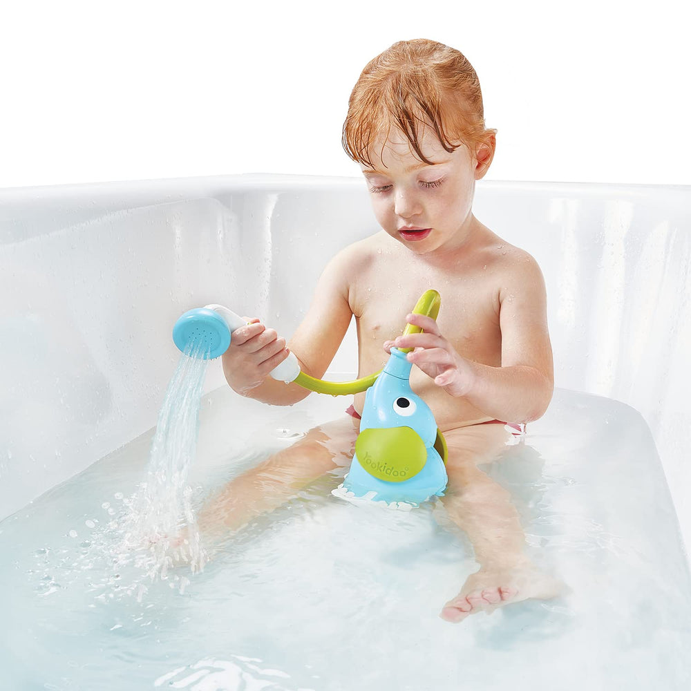 Yookidoo tub-or-sink setup promotes bonding during bath.