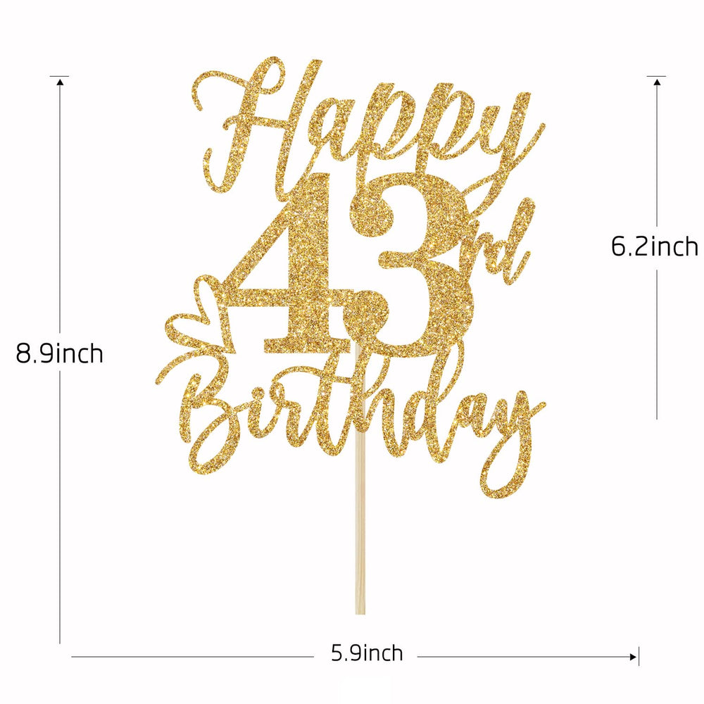 Yotawebery anniversary decor idea adds a luxurious touch.