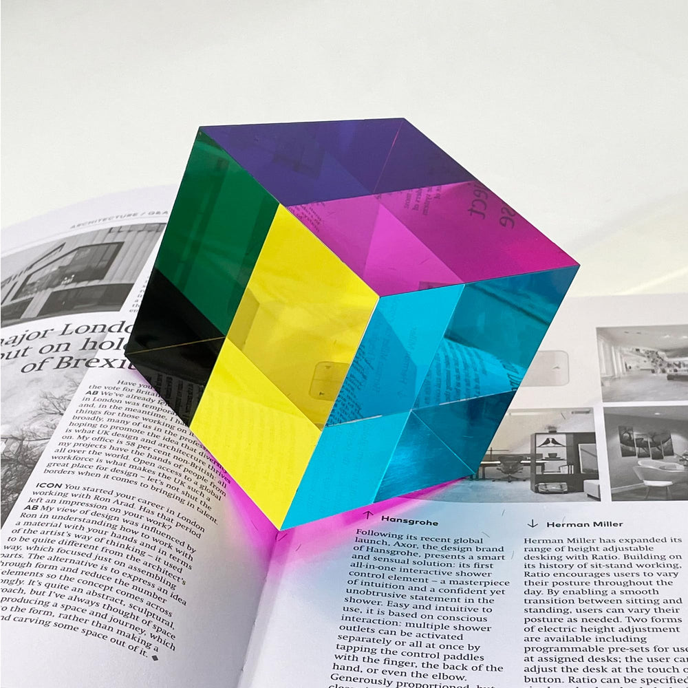YuanDian CMY Cube color-change view highlights primary to secondary colors