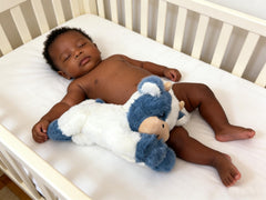 YUKOUQIAN cow plush as a bedtime companion for children