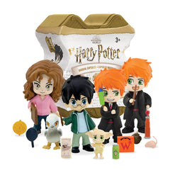 YuMe Harry Potter magical capsule 2-pack reveals collectable figures for display and gifting.