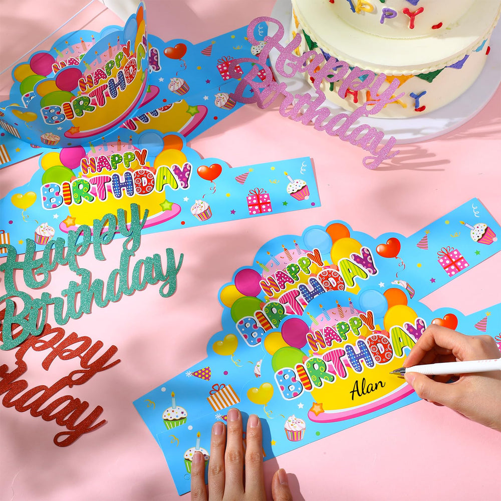 Yunsailing crowns on table decoration, easy party styling and photo backgrounds.