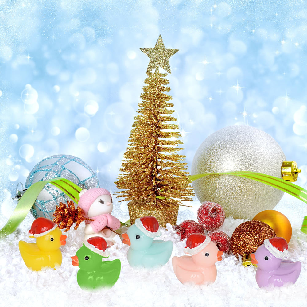 Yuronam Christmas hat mixed ducks for festive mini scenes.