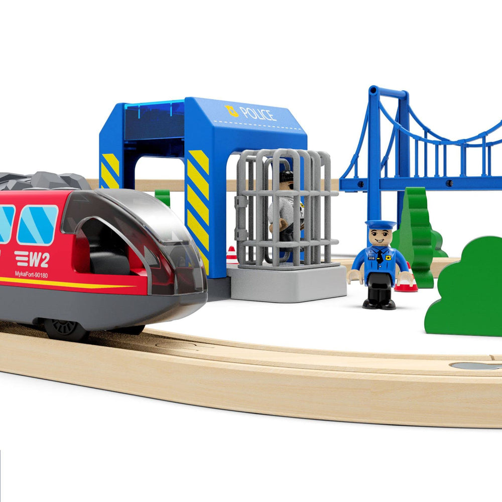 Z MAYABBO four action figures boost role play on track layouts.