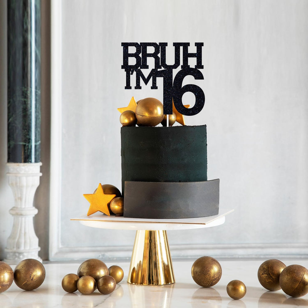 ZACHAKO protective cardboard shield protects cake surface during transit