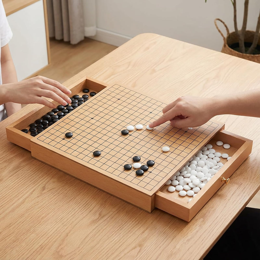 Zeamas 1.8 kg go board provides stable, portable play