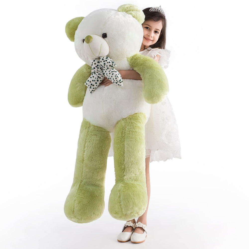 ZGXIONG room setup featuring large teddy bear