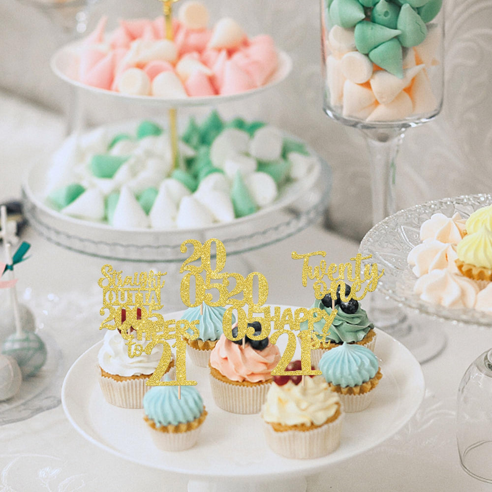ZHUOWEISM assembly-free topper saves time decorating desserts.