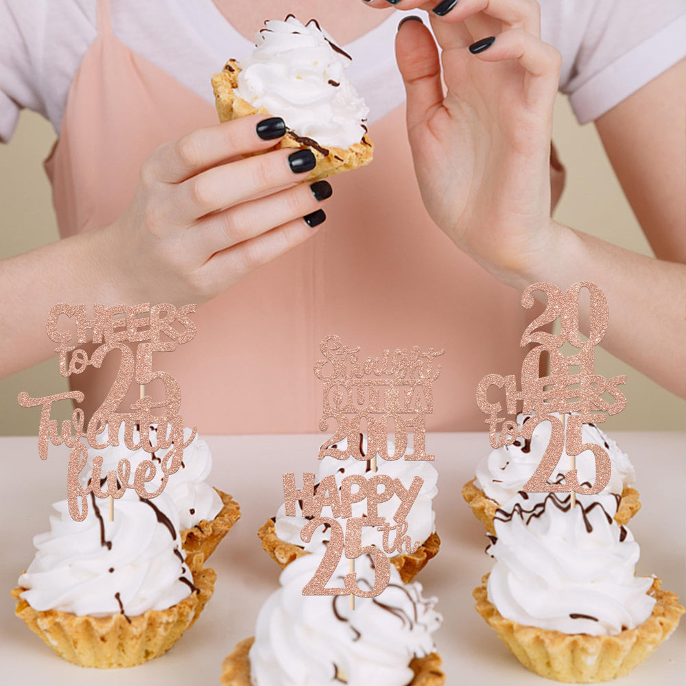 ZHUOWEISM durable 300g glitter stock toppers resist bending on cupcakes.