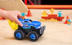 ZURU SMASHERS Gooey slime pieces and mini characters spark collectible fun.