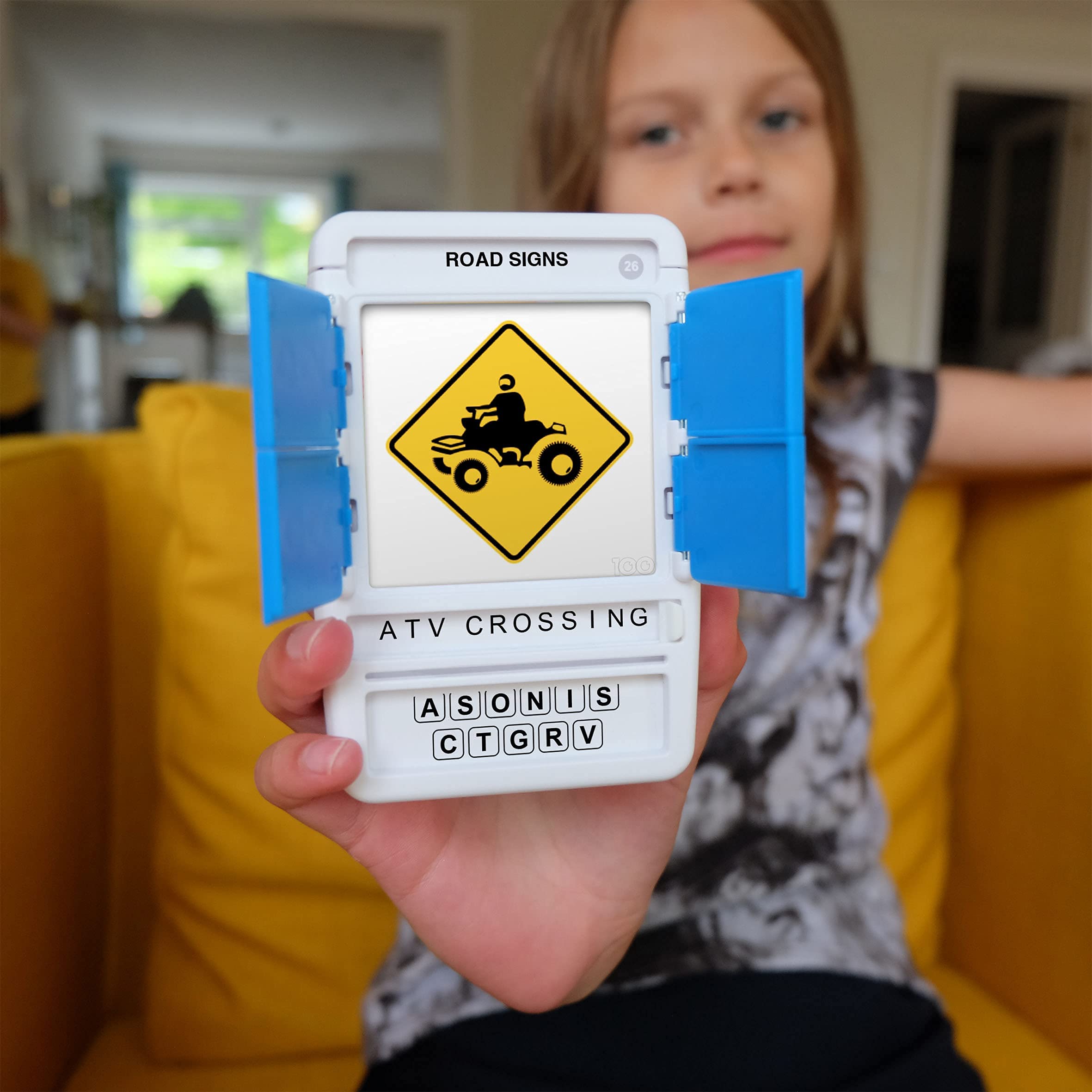 100 PICS US road signs flash card deck ready for car rides and screen-free fun.