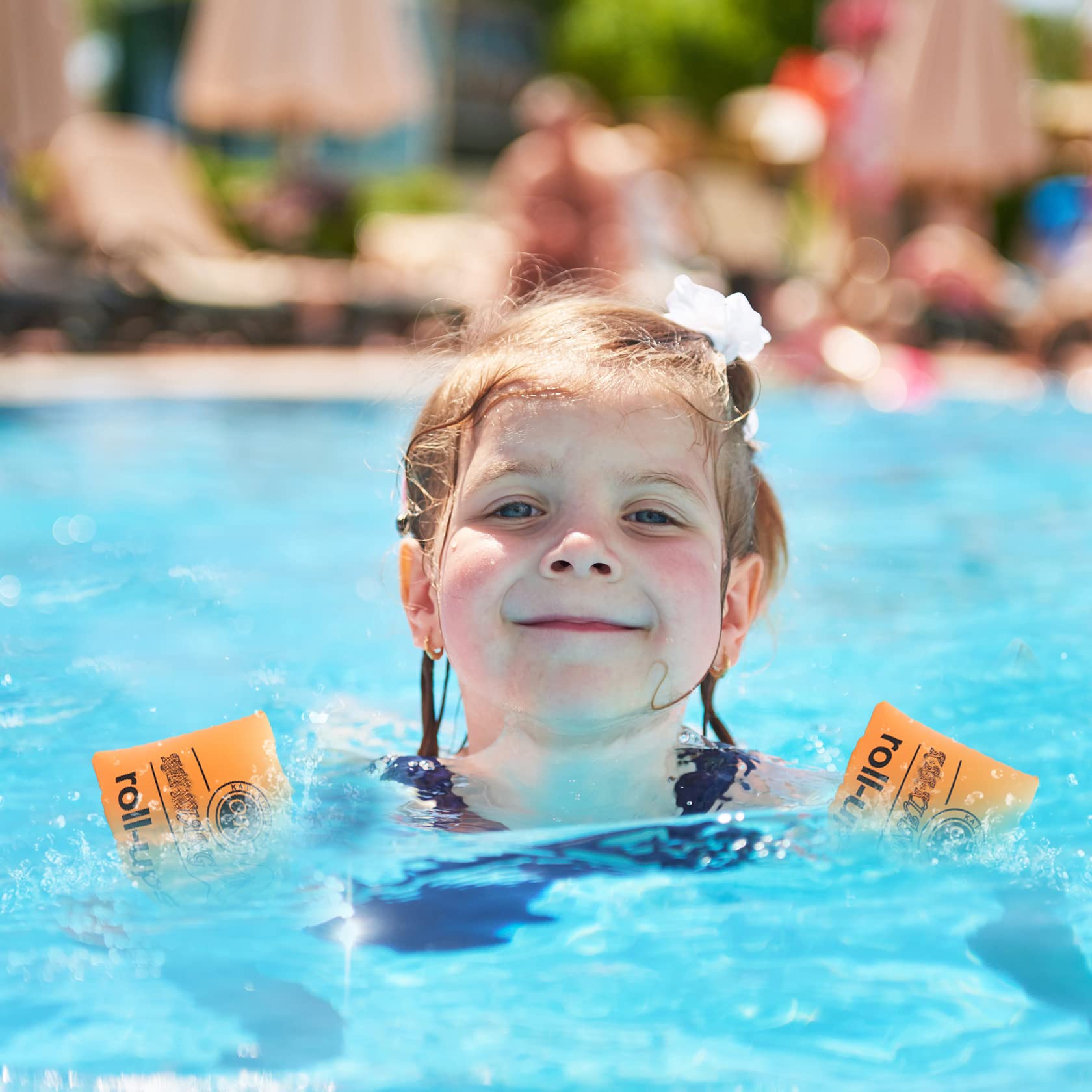 10Leccion BPA-free thick PVC swim wings ensure non-toxic safe pool use.