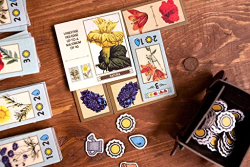 Gartenbau night-table play highlights portable packaging for travel