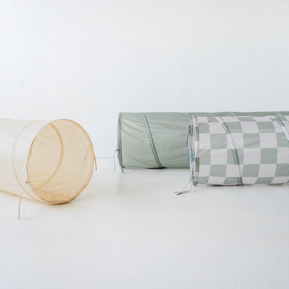 3 Sprouts portable indoor tunnel moves easily between rooms