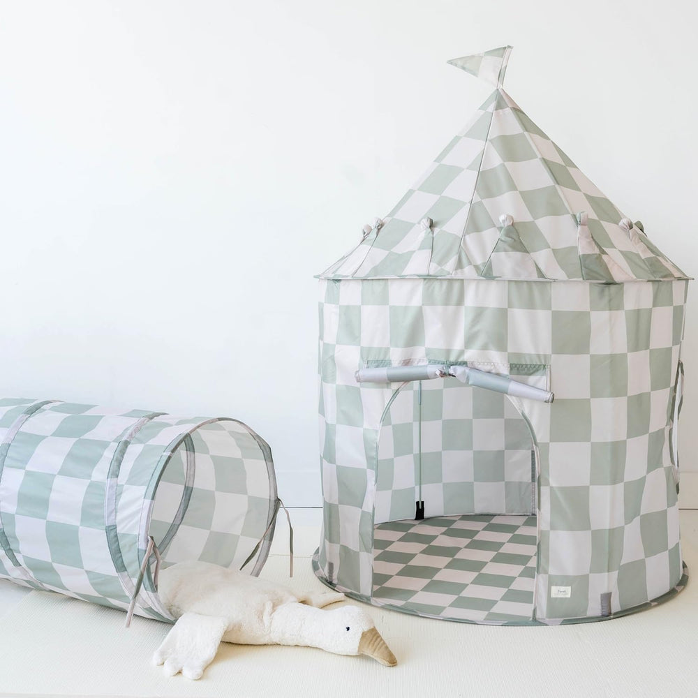 3 Sprouts tunnel supports group play and social interaction indoors
