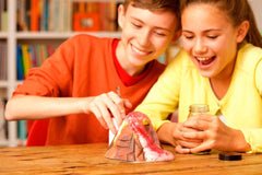 4M KidzLabs ages 8 plus label helps parents choose suitable kits