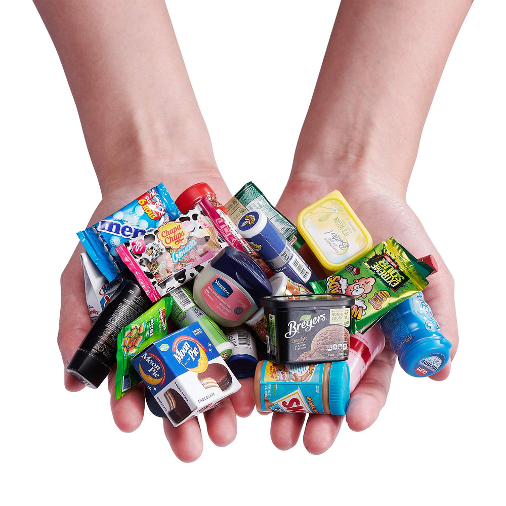 The shopping basket accessory lets you build a tiny shopping world