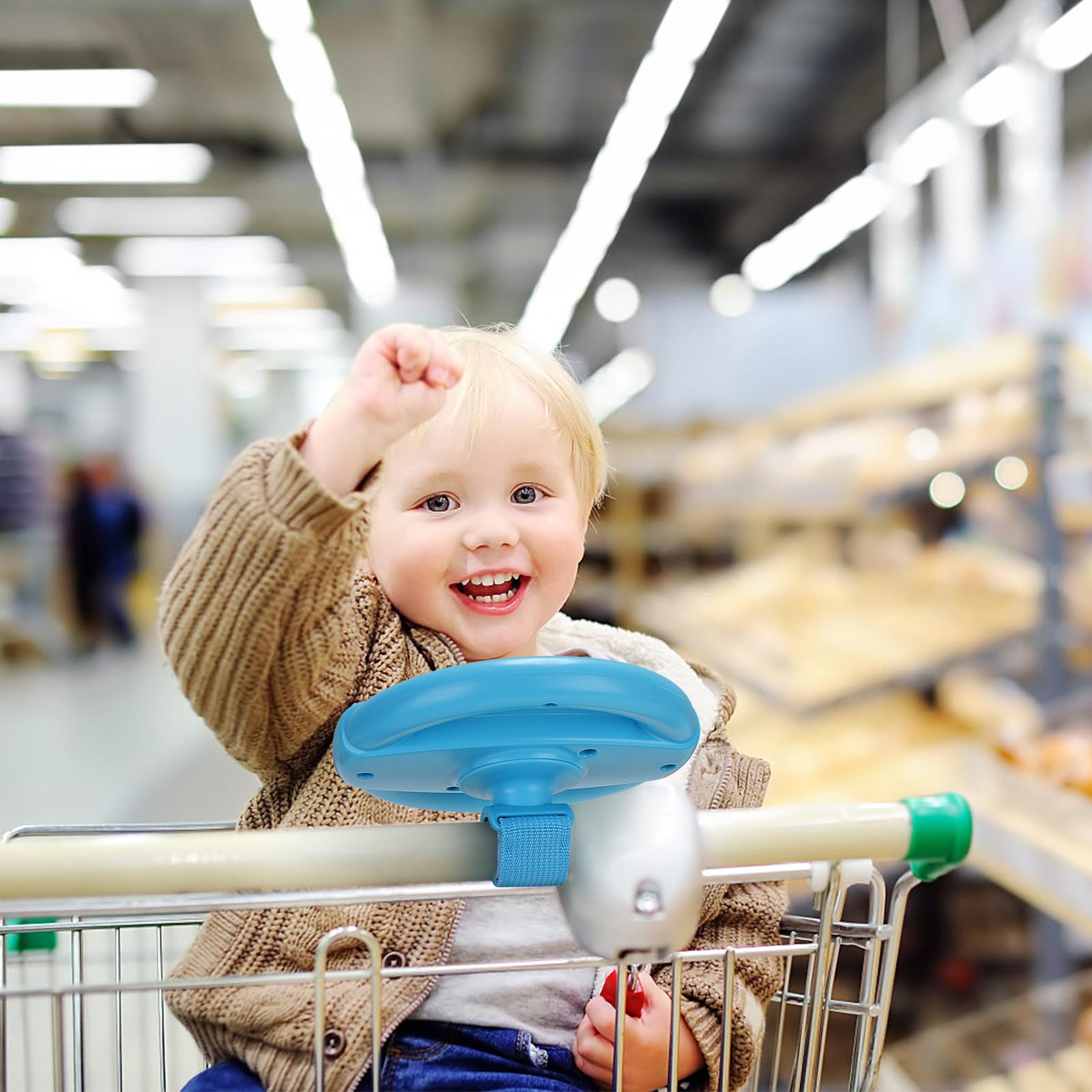 Accmor steering wheel toy produces a horn sound for engaging pretend driving.