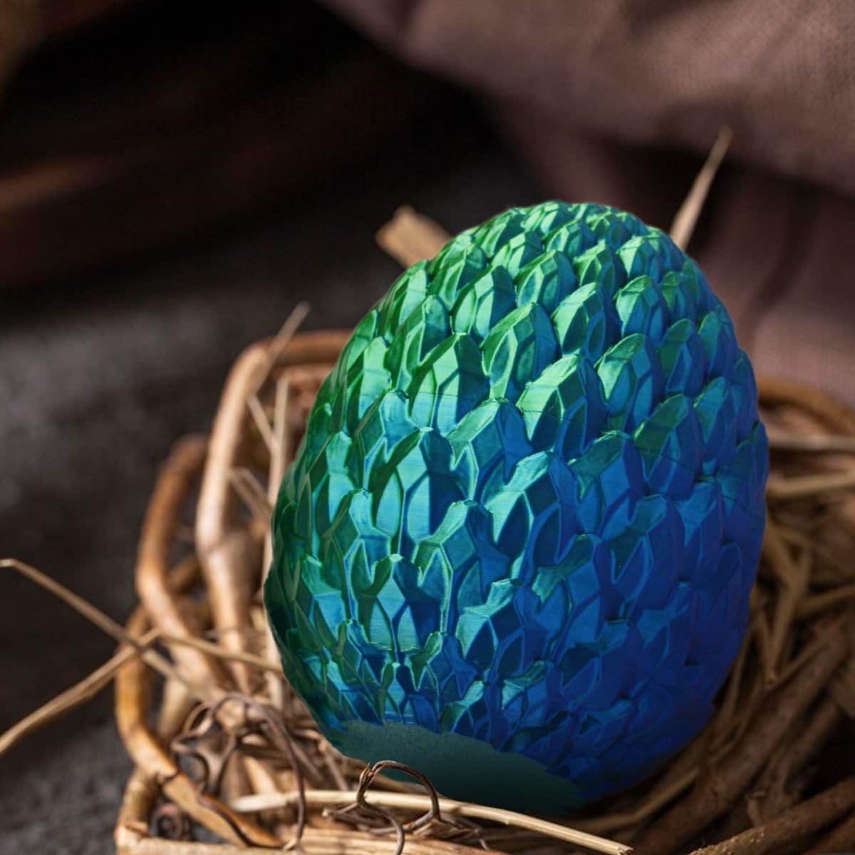 ACTICO dragon egg gift-ready packaging, ideal for birthdays and holidays.