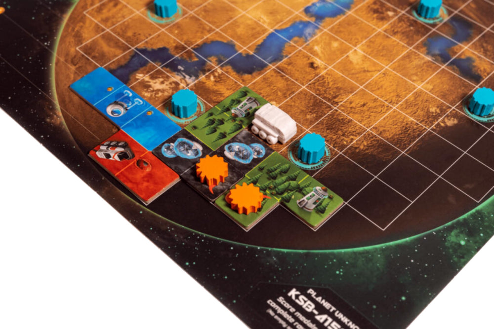 Seven planets and corp boards unlock diverse combinations and strategies