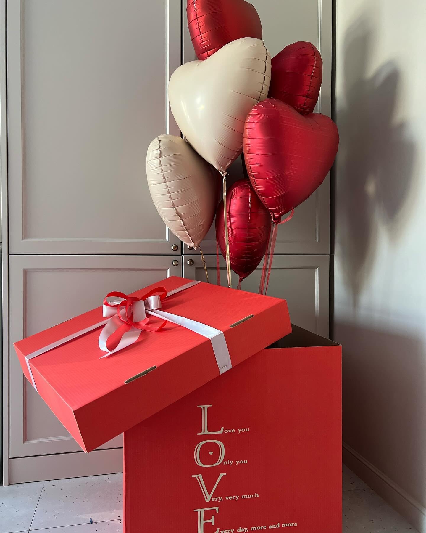 Adorely inflation straw included for quick, easy heart balloons