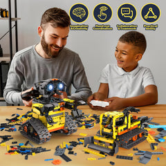 ADUSRIZ 5-in-1 STEM pieces laid out for collaborative building